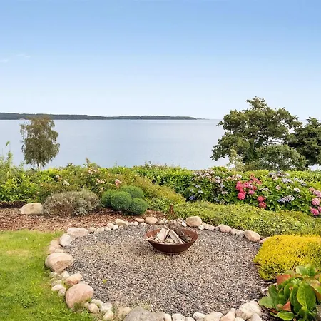 Gesine - 50m To The Fjord By Interhome * Borkop