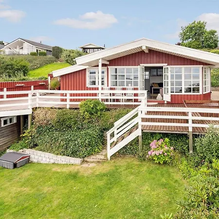 Gesine - 50m To The Fjord By Interhome Borkop