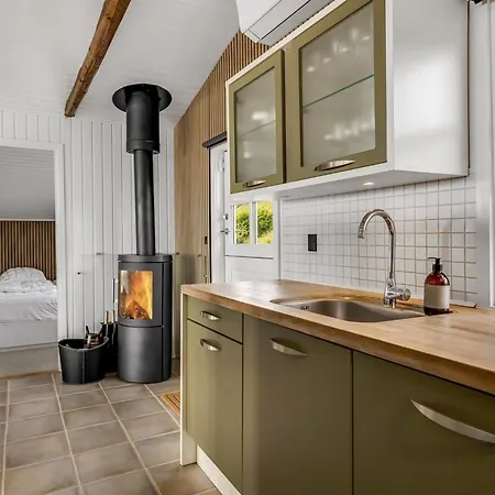Gesine - 50m To The Fjord By Interhome