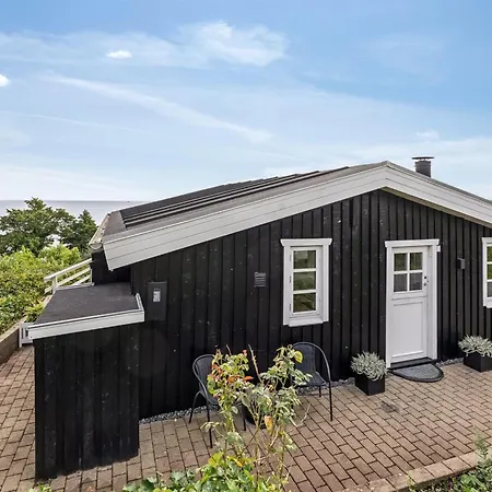 Gesine - 50m To The Fjord By Interhome