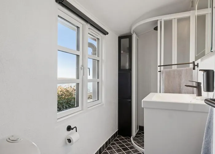 Gesine - 50m To The Fjord By Interhome *